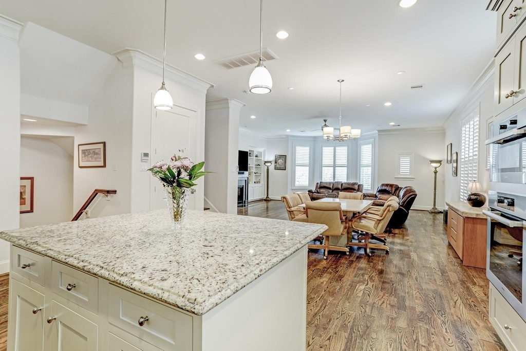 2015 Mcclendon Street - Photo 9