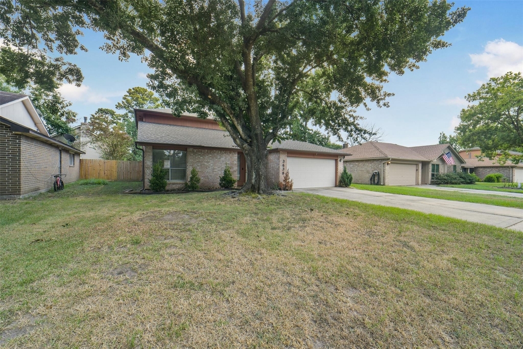 3638 Village Grove Drive - Photo 3