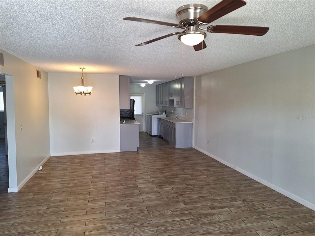 378 W Rosewood Lane - Photo 7