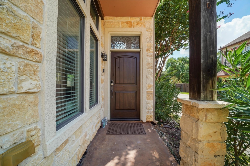 11020 Little John Way - Photo 4