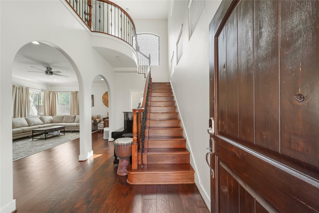 11020 Little John Way - Photo 16