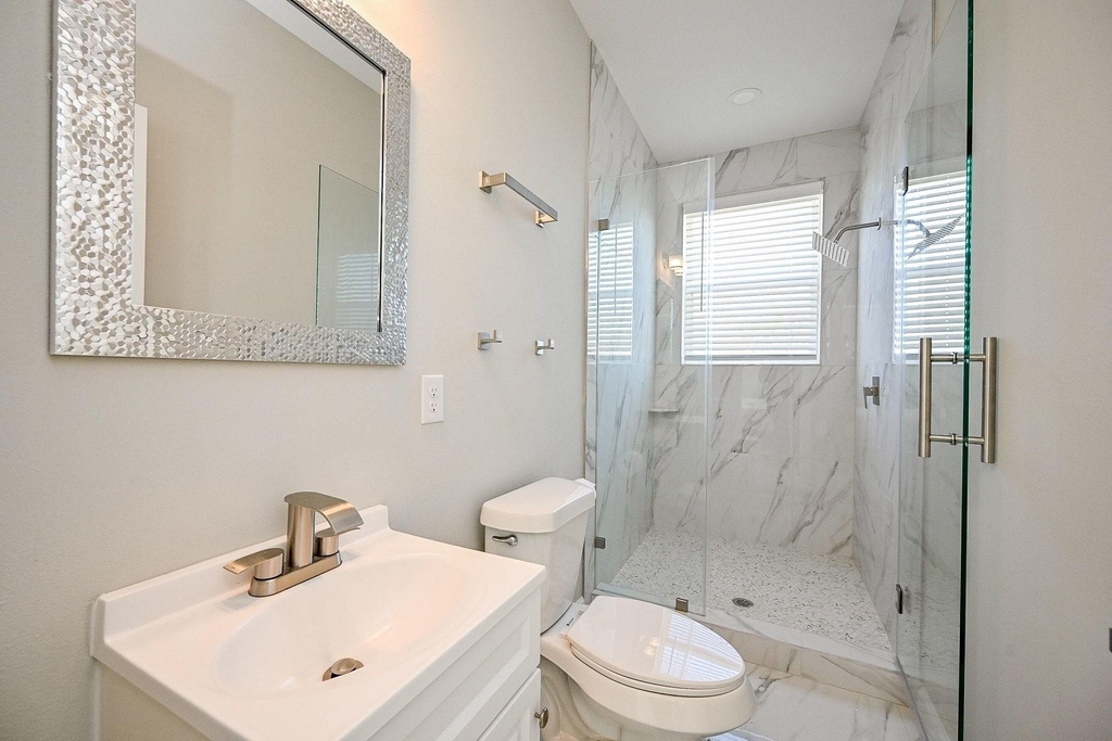 4746 Mallow Street E - Photo 17