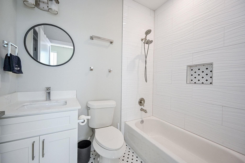 4746 Mallow Street E - Photo 16
