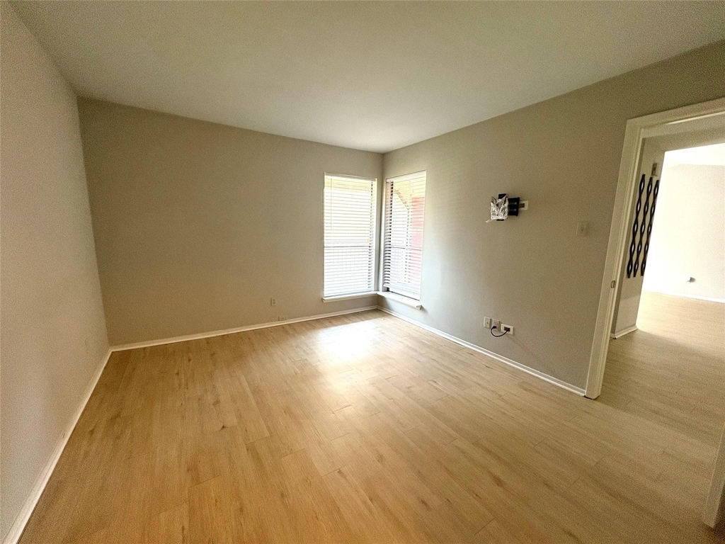 2025 Augusta Drive - Photo 6