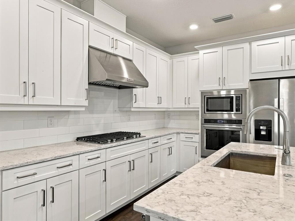 18519 Dayspring Place - Photo 16