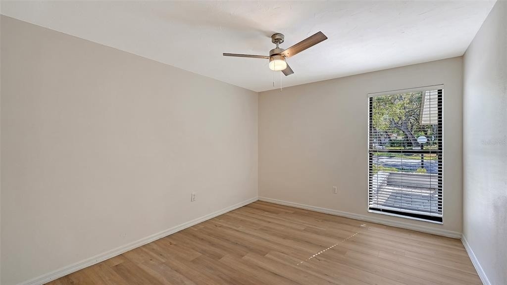 4799 Oak Forest Drive W - Photo 28