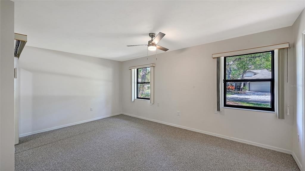 4799 Oak Forest Drive W - Photo 24