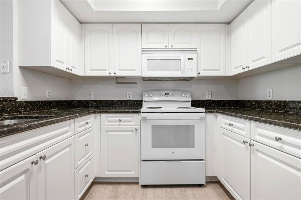 4126 Central Sarasota Parkway - Photo 14