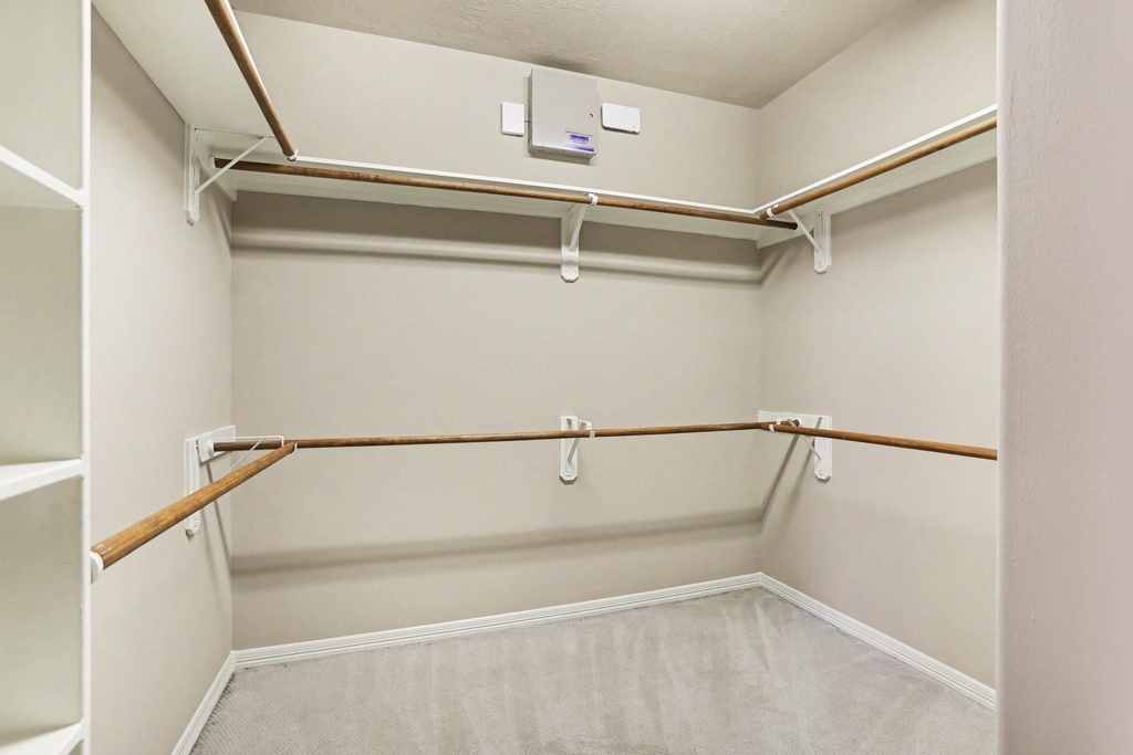 1502 Olive Place - Photo 13