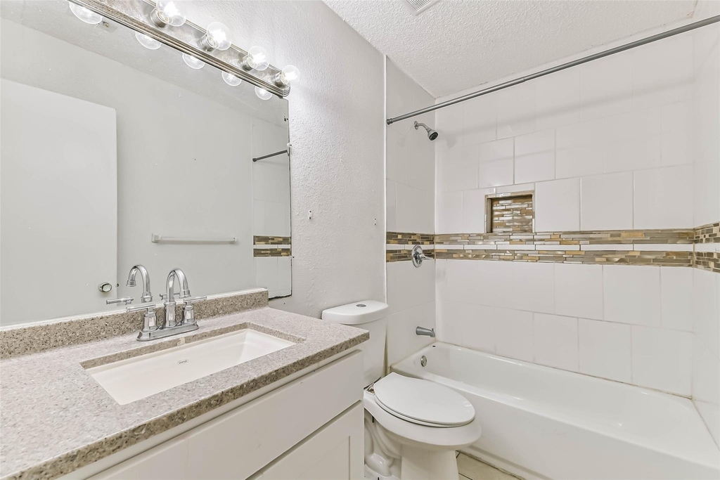 12203 Cape Hyannis Drive - Photo 10