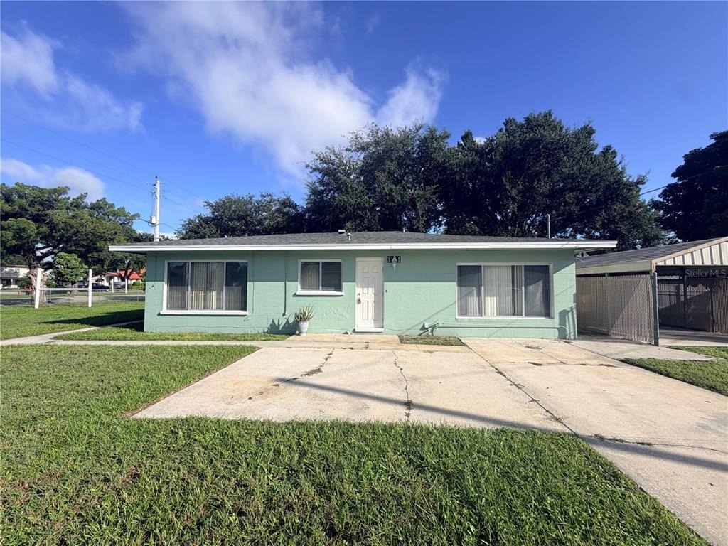 3111 26th Street W - Photo 0