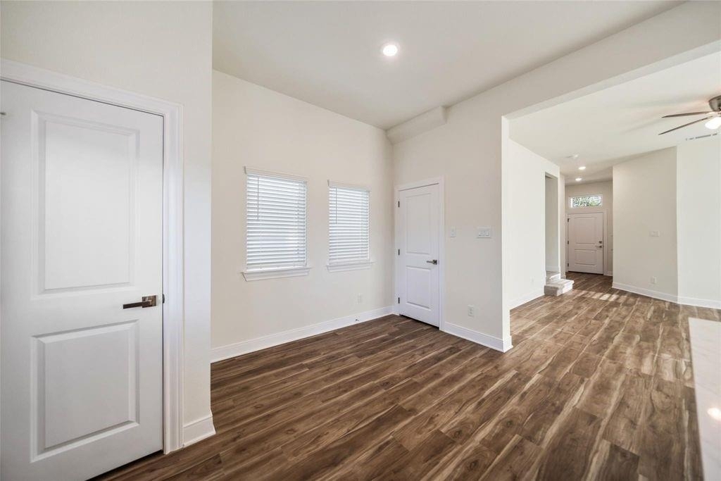 408 W Marlin Street - Photo 8