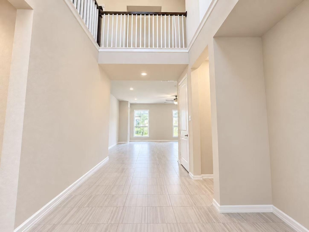 2135 Wisteria Cove Dr - Photo 2