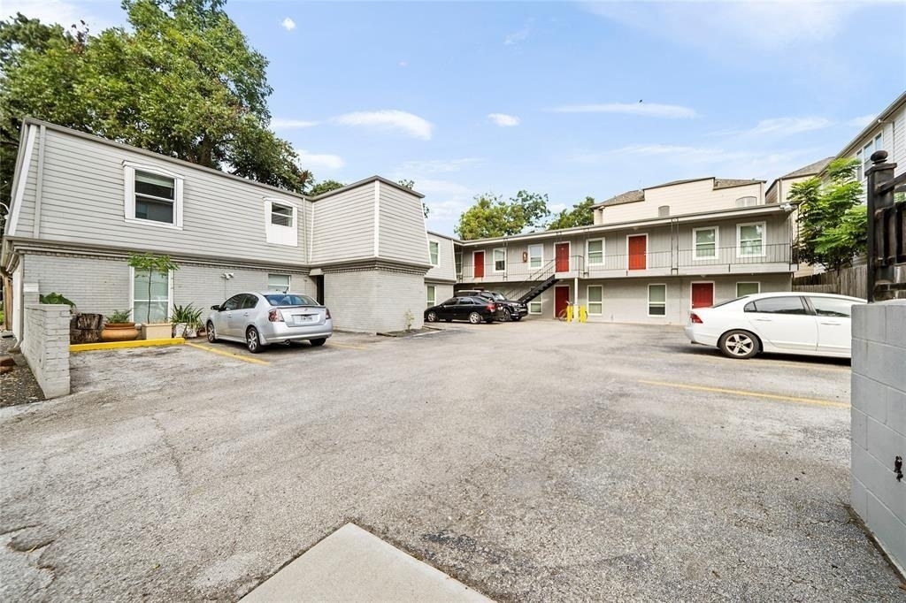 1710 Indiana Street - Photo 6