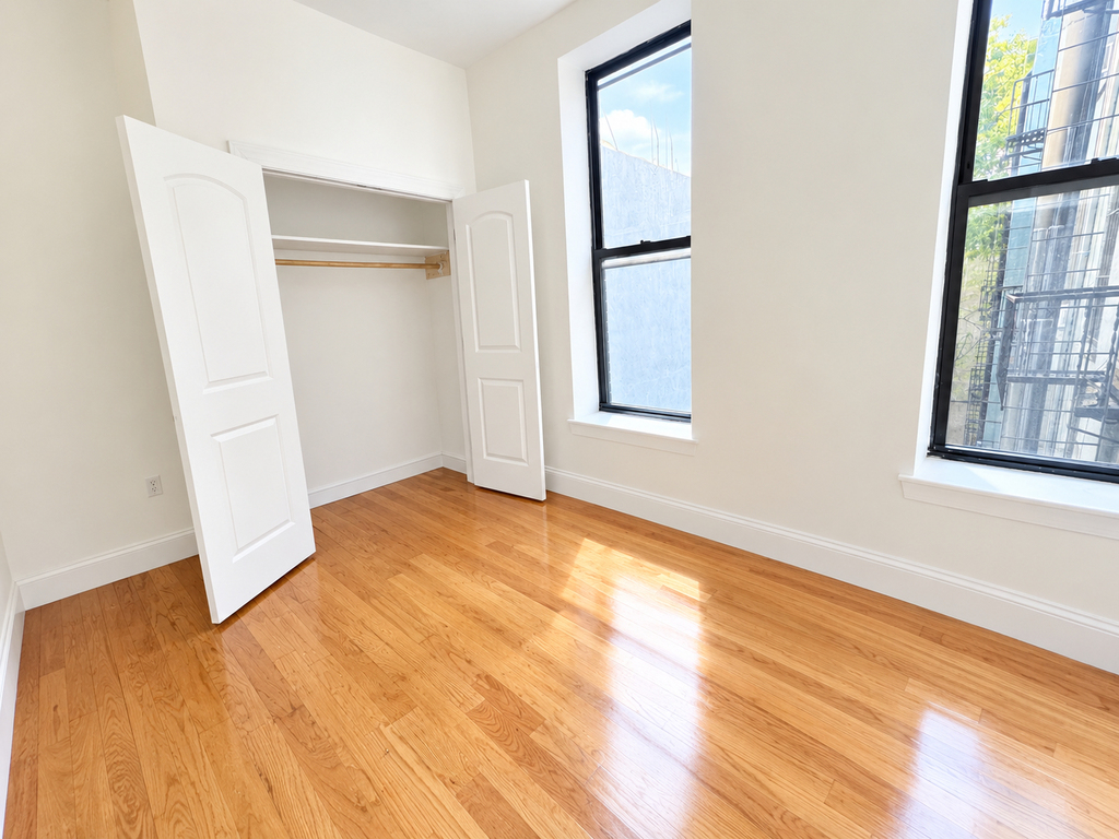 West 125th Street - Photo 3