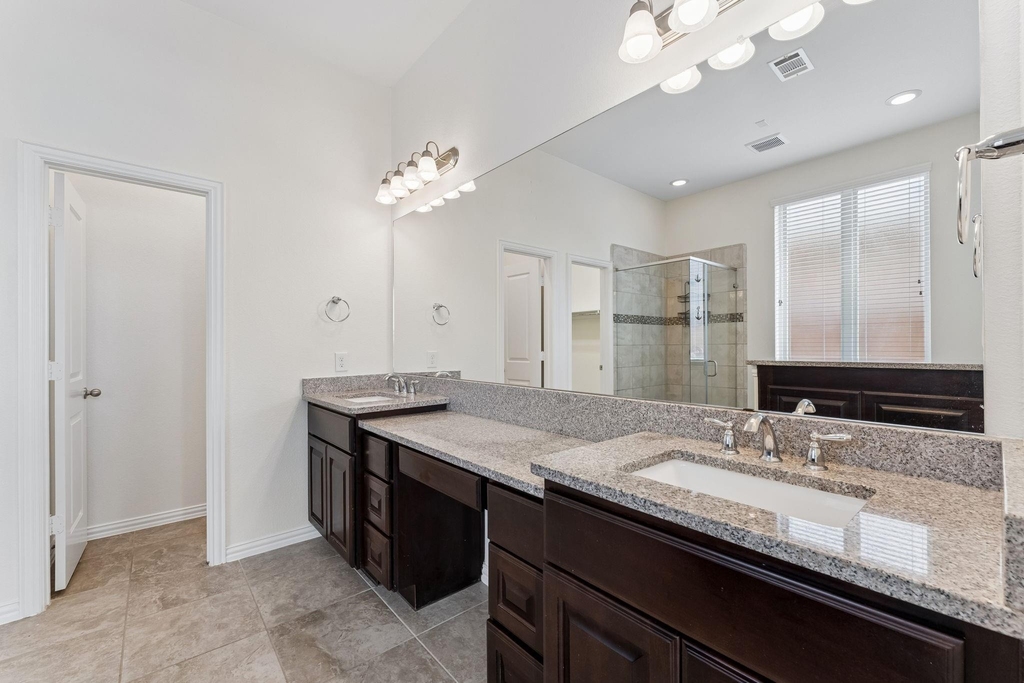27943 Castle Park Lane - Photo 27