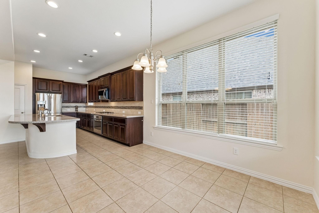 27943 Castle Park Lane - Photo 20