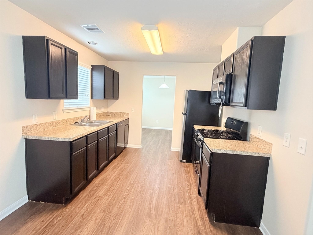 21415 Partha Way - Photo 6