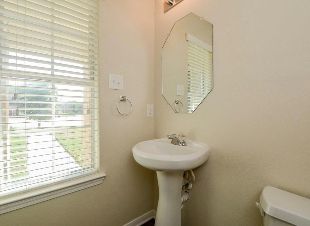 21415 Partha Way - Photo 23