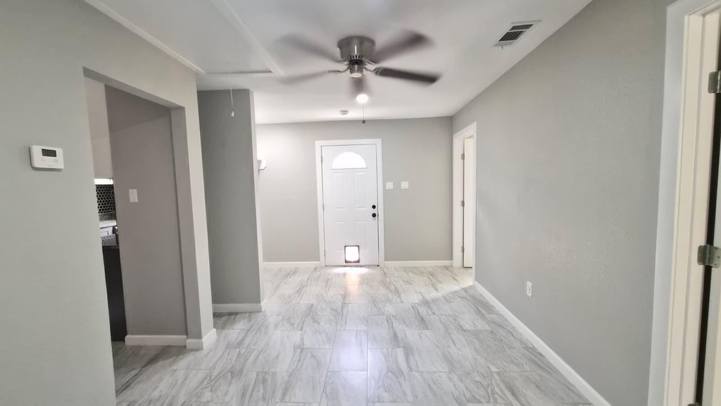 6318 Bridgegate Drive - Photo 10