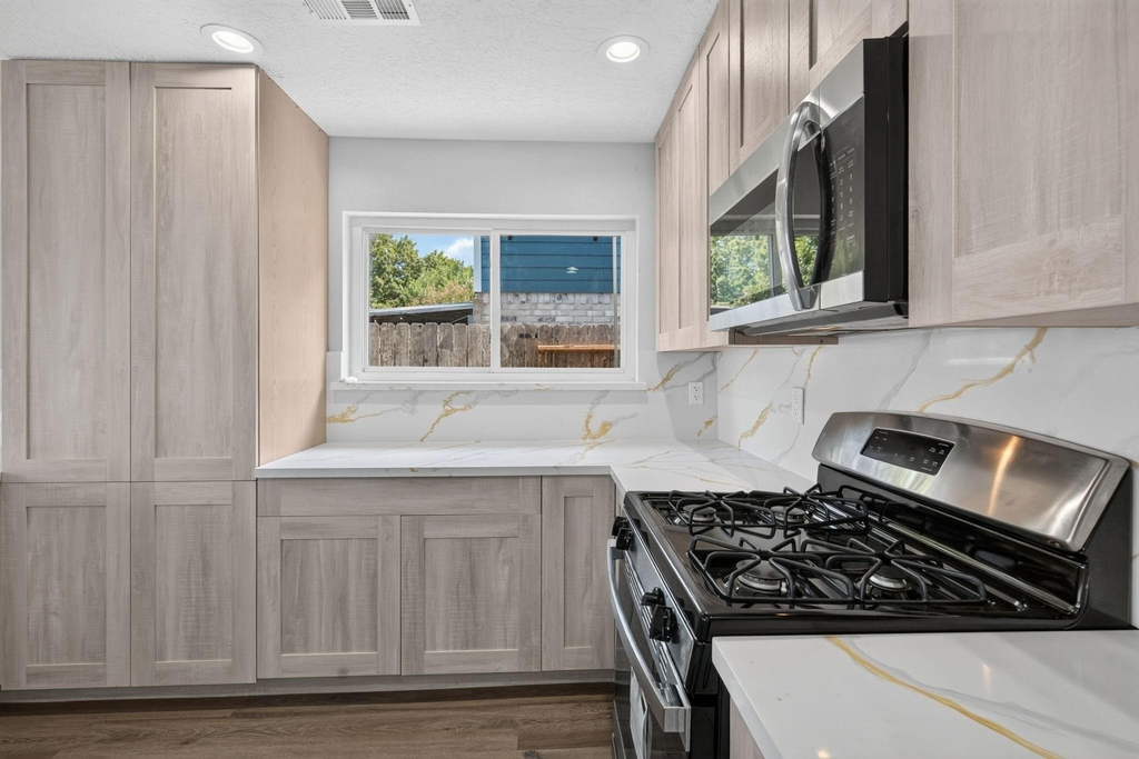 1123 Mayweather Lane - Photo 17