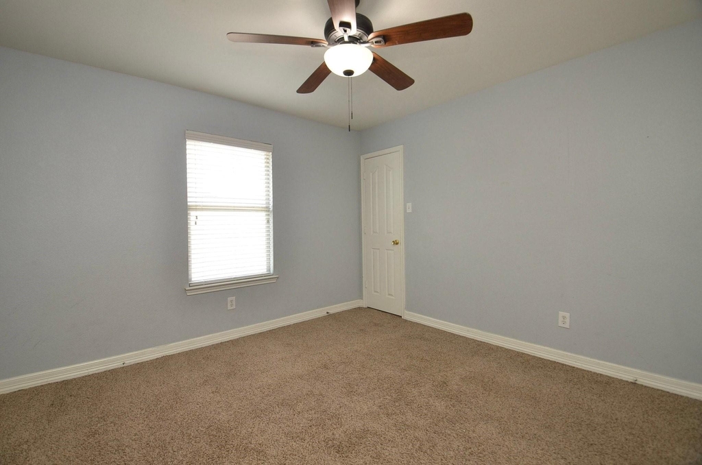 20822 Baronsledge Lane - Photo 29
