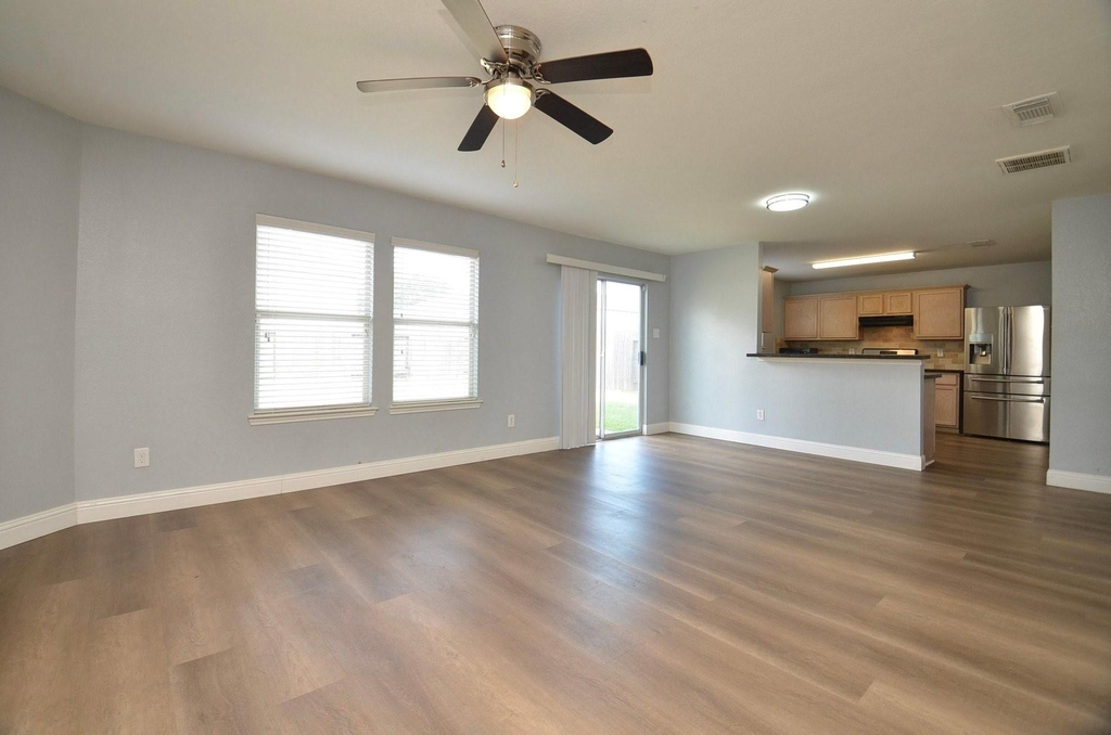 20822 Baronsledge Lane - Photo 8