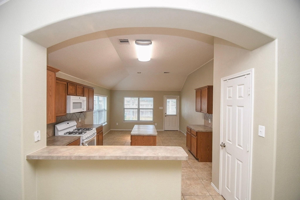 5010 Bridgevalley Court - Photo 8