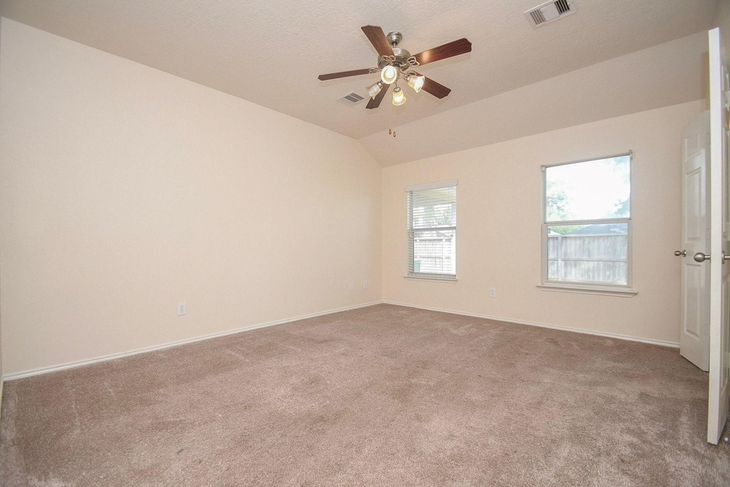 5010 Bridgevalley Court - Photo 20