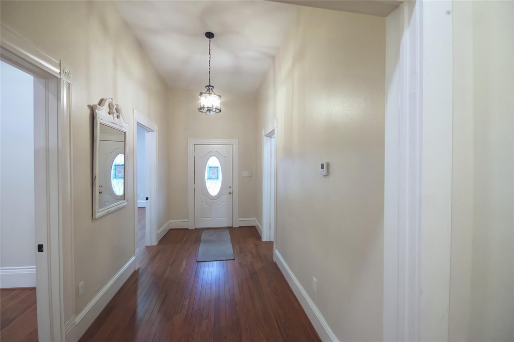 505 Winnie Street - Photo 6
