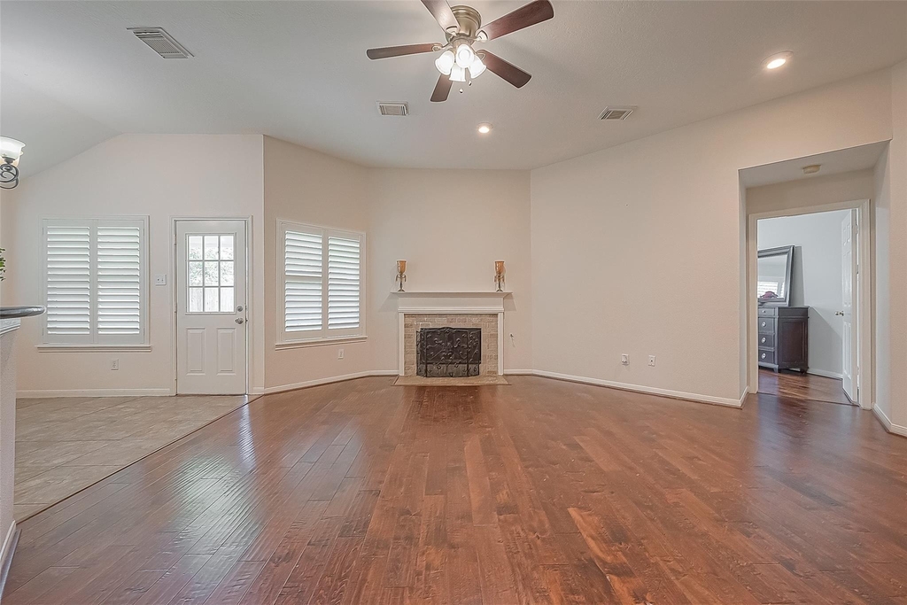 207 Rolling Plains Drive - Photo 8