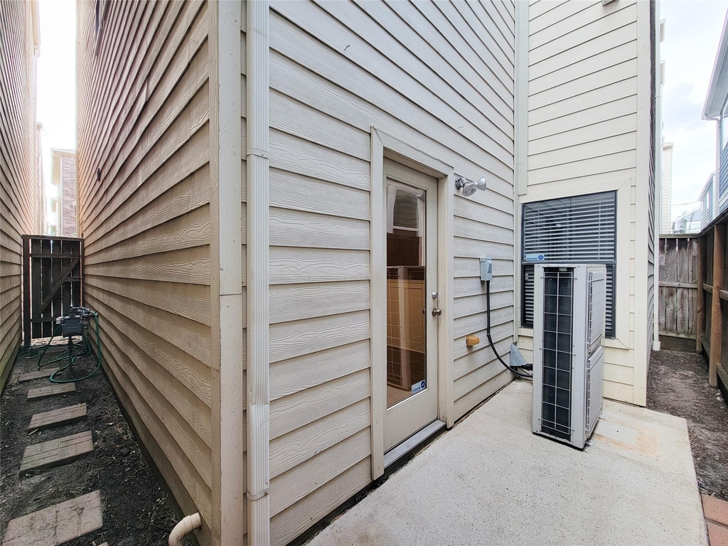 411 West 26th Street - Photo 40