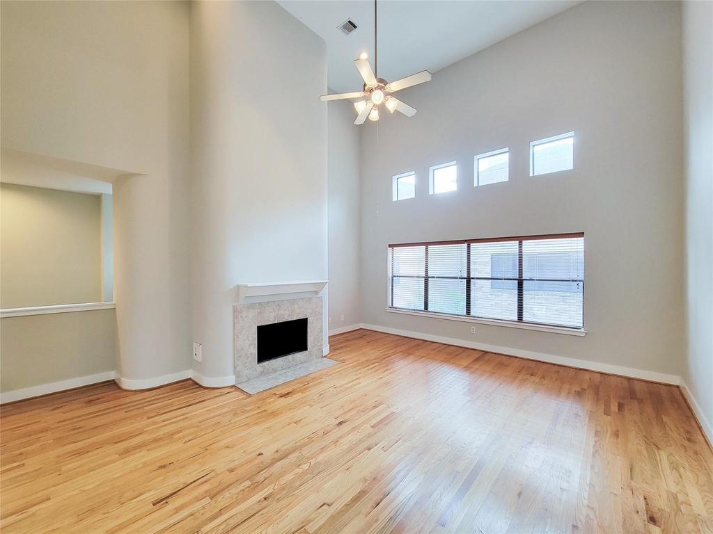 411 West 26th Street - Photo 12