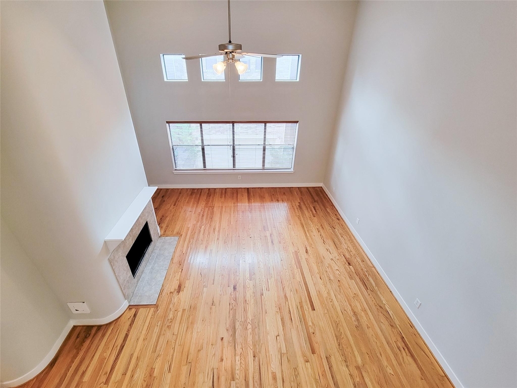 411 West 26th Street - Photo 20