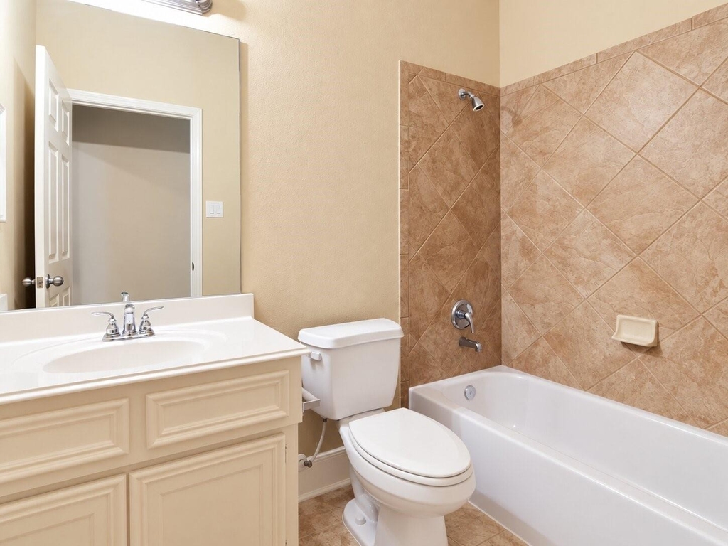 2368 Bastrop Street - Photo 8