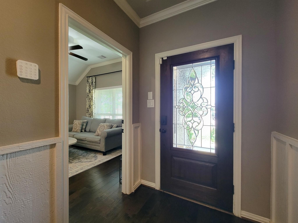 22902 Henderson Row Drive - Photo 2