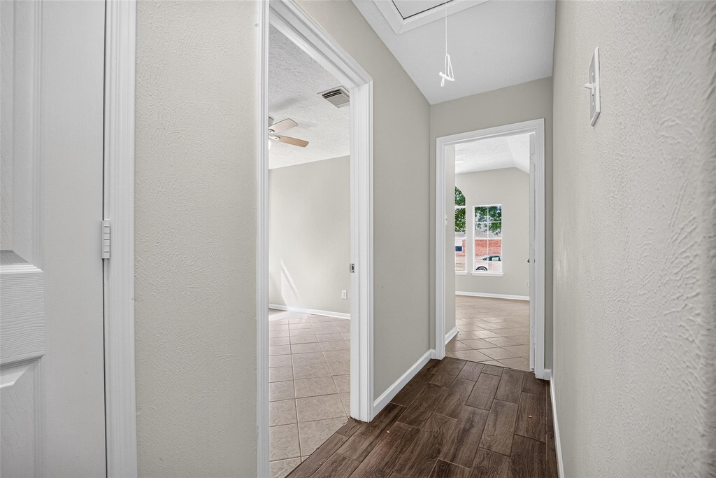 2127 Hannover Way - Photo 23