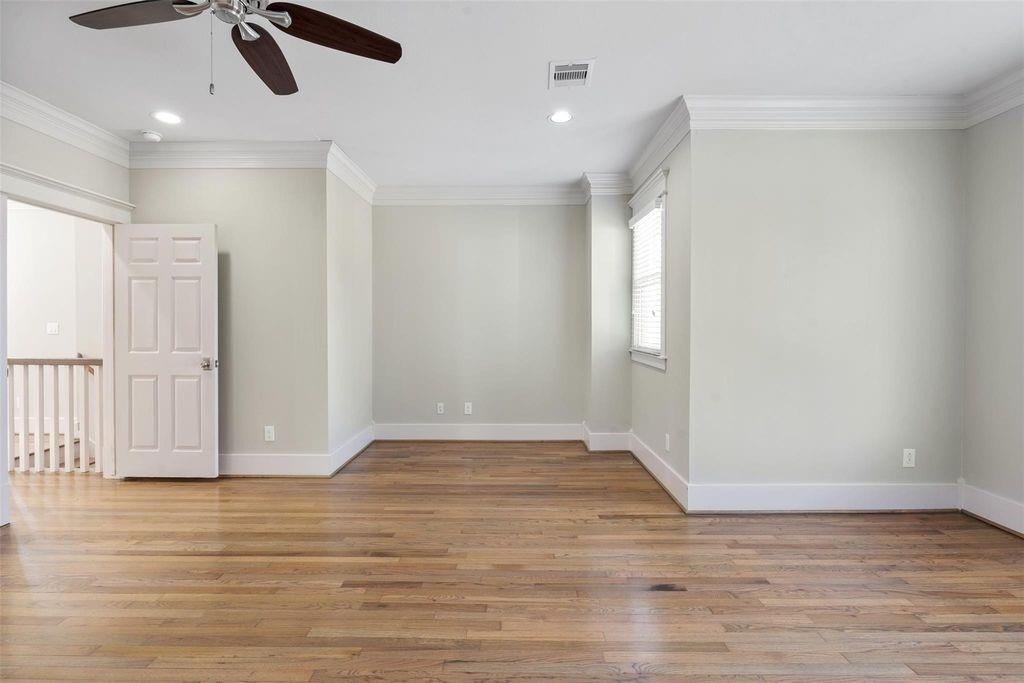 434 W 27th Street - Photo 15