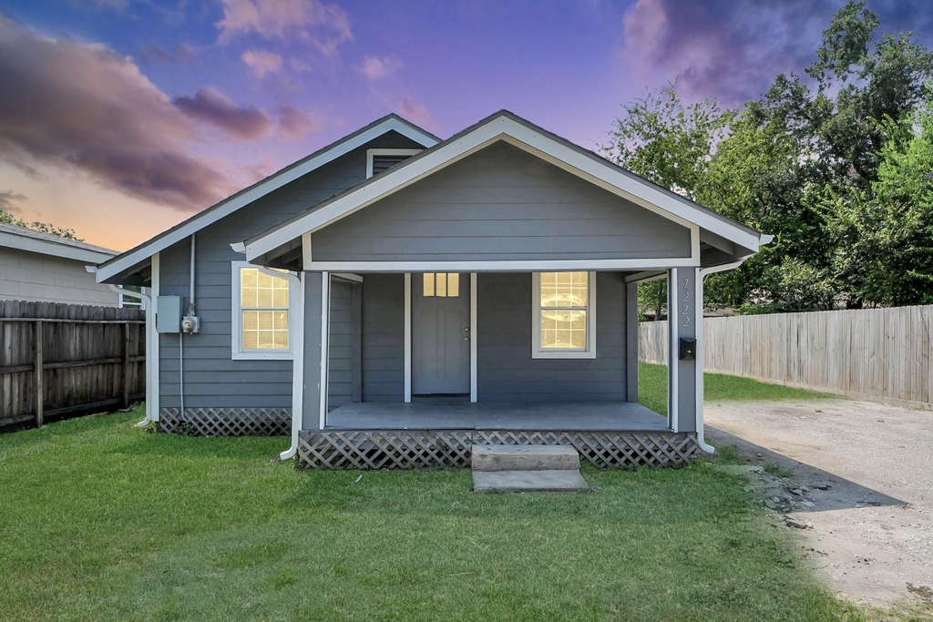 7222 San Angelo Street - Photo 1