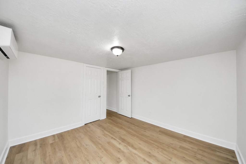 7222 San Angelo Street - Photo 10