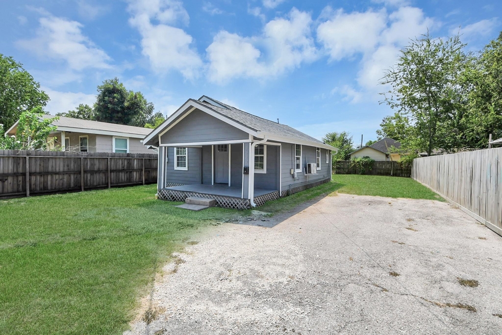 7222 San Angelo Street - Photo 6
