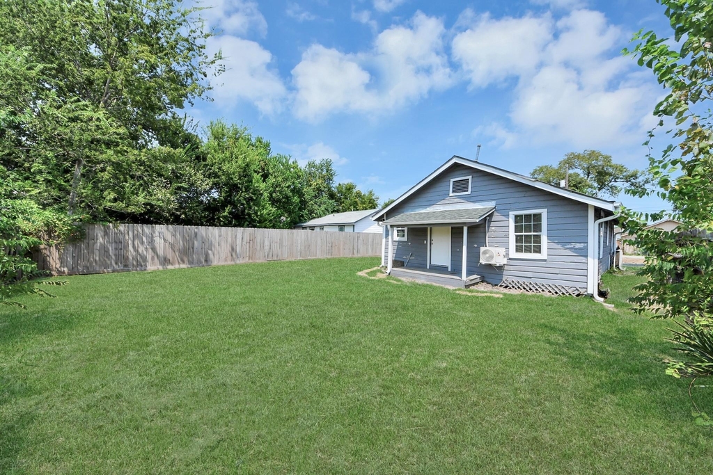 7222 San Angelo Street - Photo 8