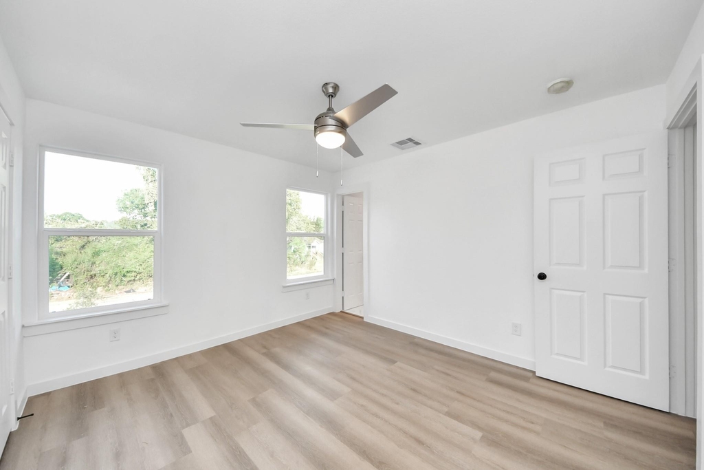 8116 De Priest Street - Photo 10