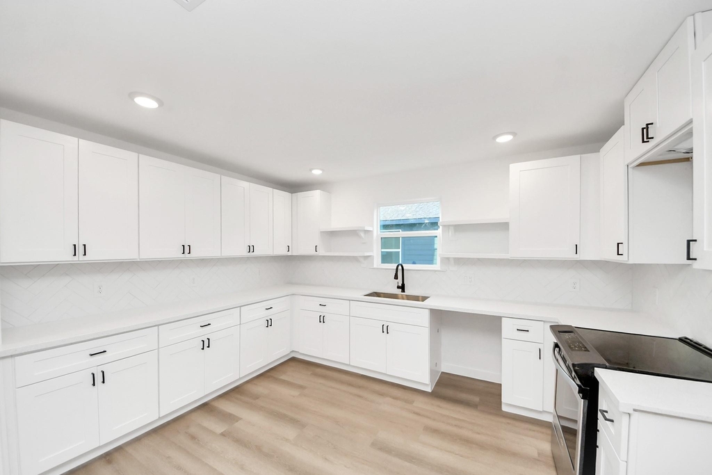 8116 De Priest Street - Photo 29