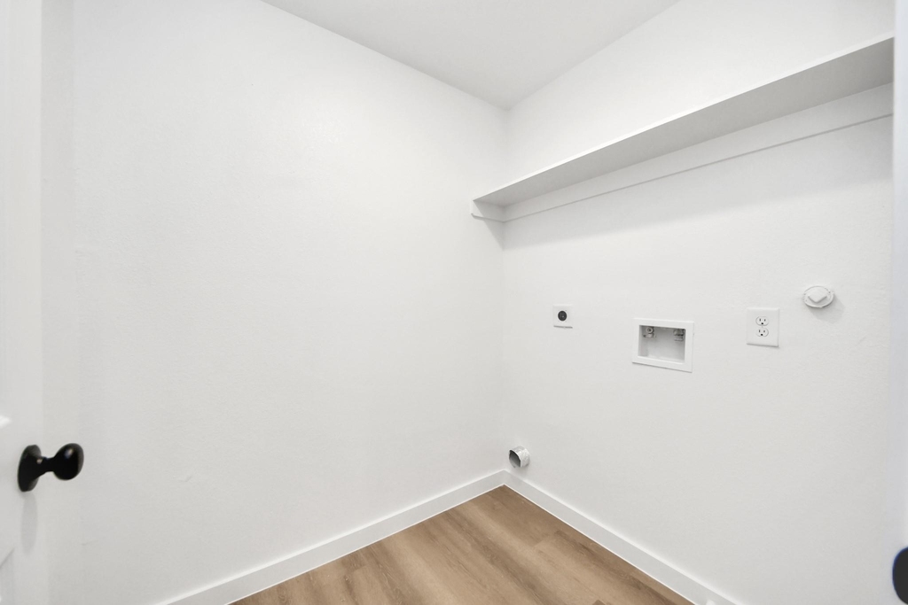 8116 De Priest Street - Photo 6