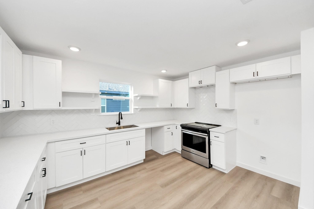 8116 De Priest Street - Photo 28