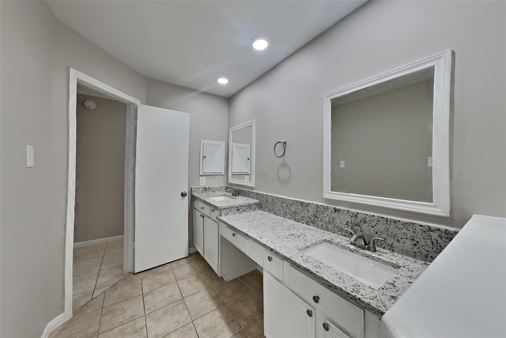 17402 Eastwood Circle - Photo 9