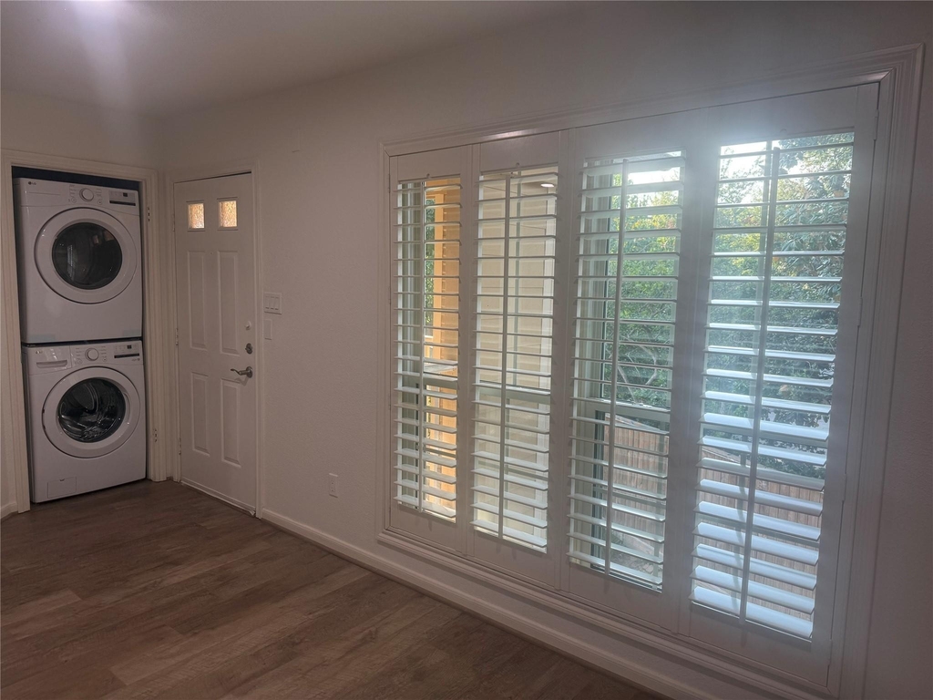 1311 Antoine Drive - Photo 17
