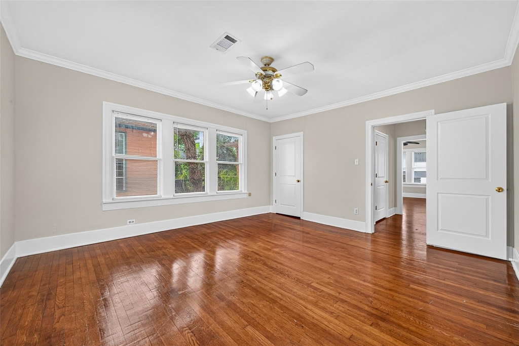 1929 Hawthorne Street - Photo 20