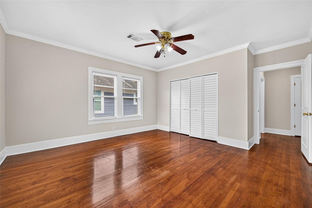 1929 Hawthorne Street - Photo 23